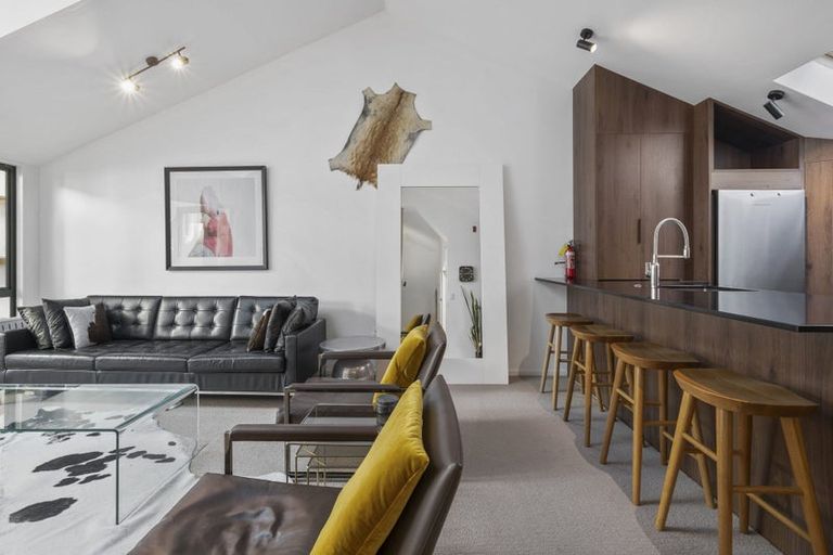 Photo of property in Courtenay Mews Apartments, 18/14 Alpha Street, Te Aro, Wellington, 6011