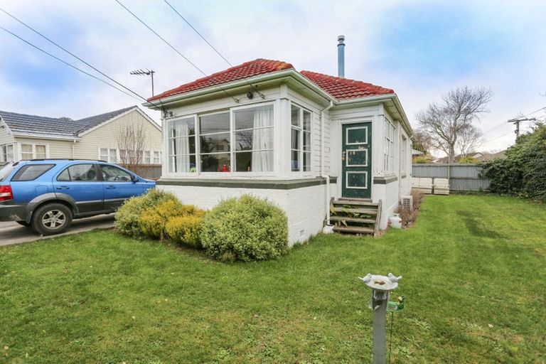 Photo of property in 1 Auburn Avenue, Upper Riccarton, Christchurch, 8041