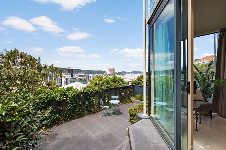 Photo of property in 23 Clermont Terrace, Kelburn, Wellington, 6012