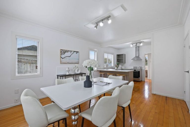 Photo of property in 72 East Street, Pukekohe, 2120