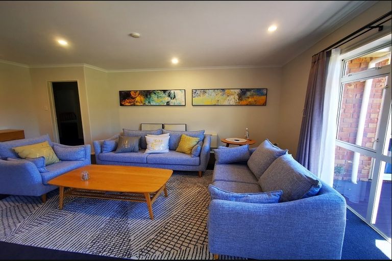 Photo of property in 7 Cairns Crescent, Rototuna, Hamilton, 3210