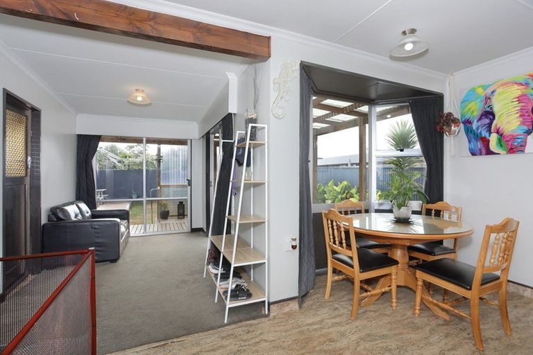 Photo of property in 100 Lethbridge Street, Feilding, 4702