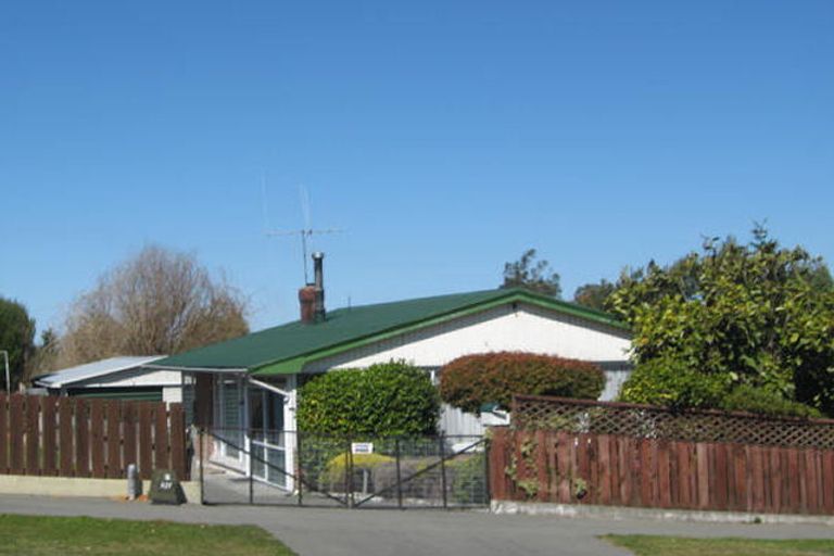 Photo of property in 38 Saint George Street, Watlington, Timaru, 7910