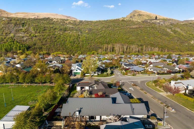 Photo of property in 116 Cotter Avenue, Arrowtown, 9302