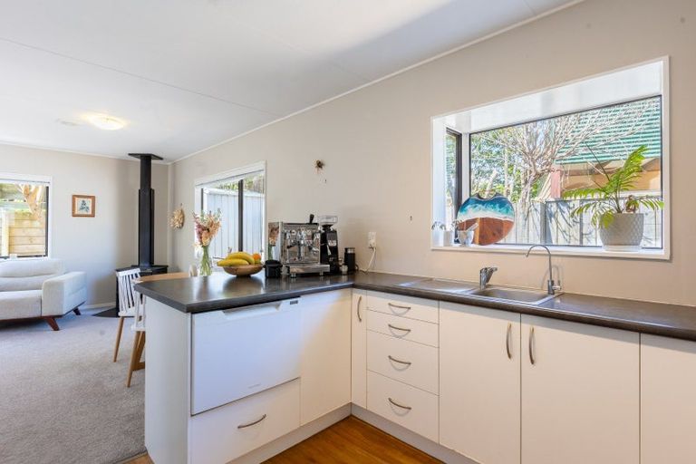 Photo of property in 84a Matatua Road, Raumati Beach, Paraparaumu, 5032