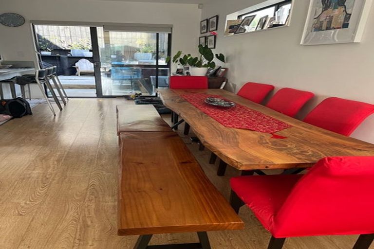 Photo of property in 6a Ringi Lane, Orewa, 0931