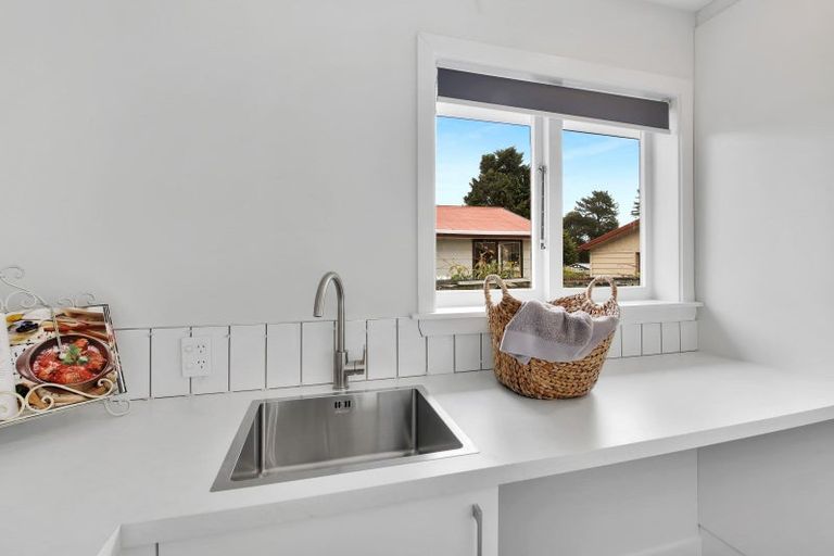 Photo of property in 21 Colac Street, Avondale, Christchurch, 8061