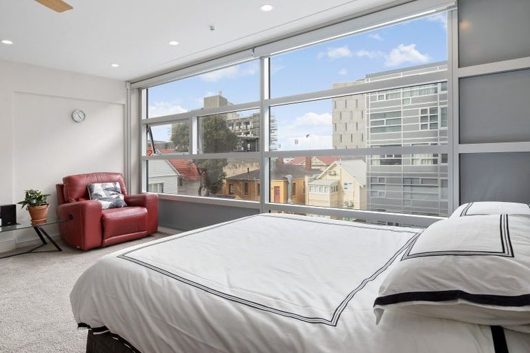 Photo of property in St Pauls Apartments, 70/43 Mulgrave Street, Thorndon, Wellington, 6011