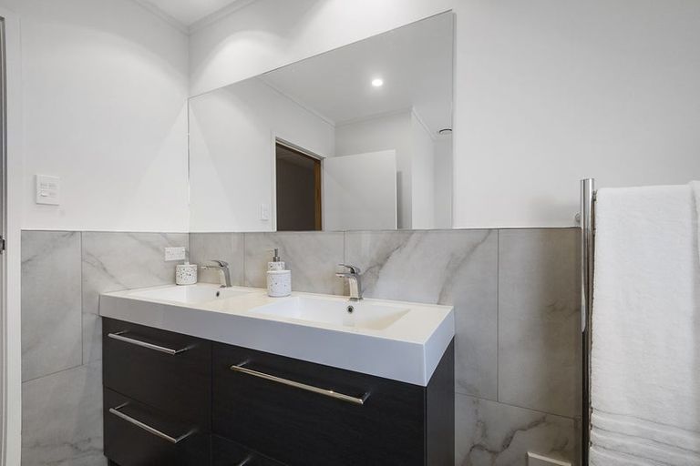 Photo of property in 42 Byron Street, Leamington, Cambridge, 3432