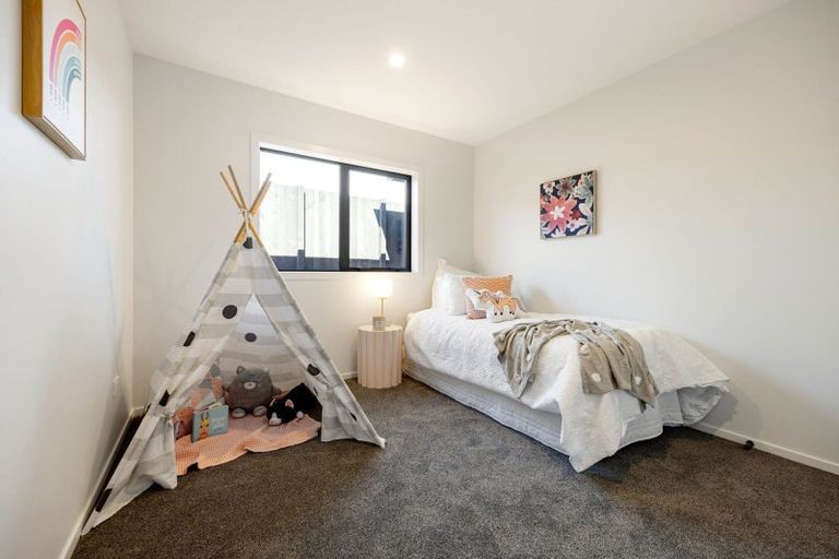 Photo of property in 37 Taahunui Rise, Peacocke, Hamilton, 3206