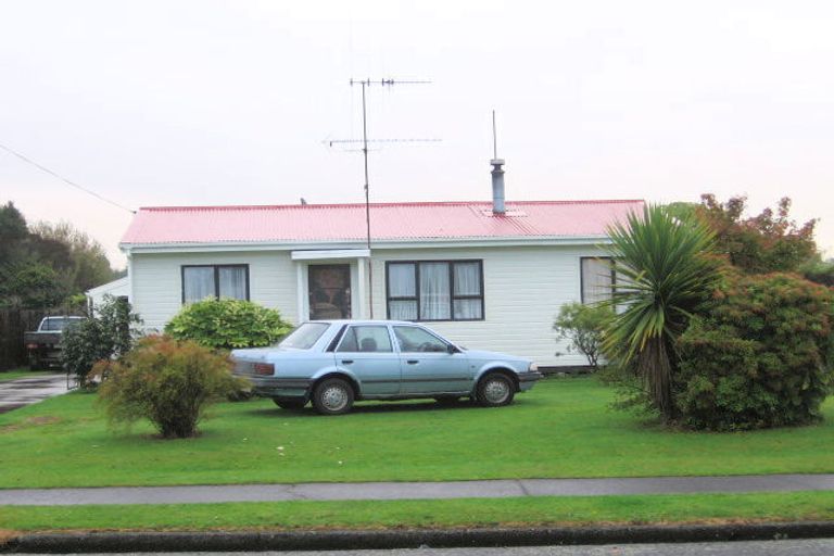 Photo of property in 28 Torphin Crescent, Tokoroa, 3420