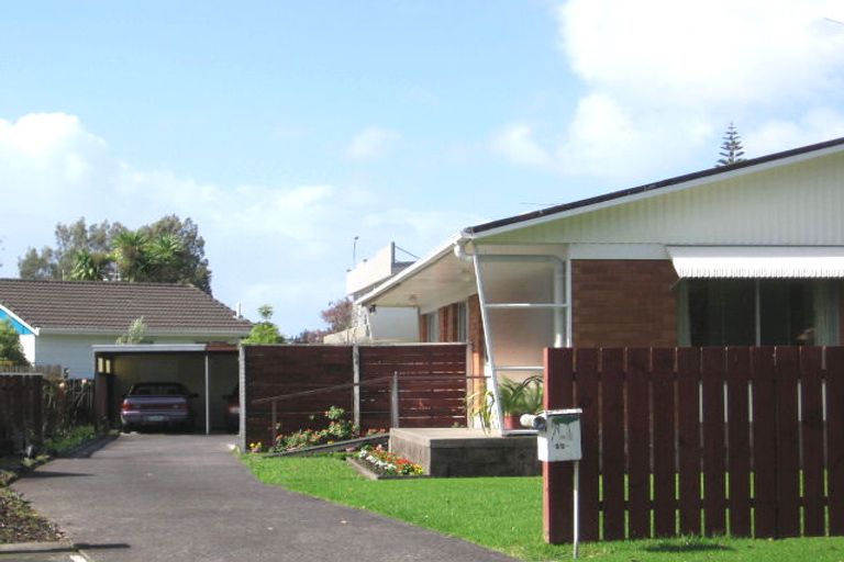 Photo of property in 2/3 Pinedale Place, Henderson, Auckland, 0610