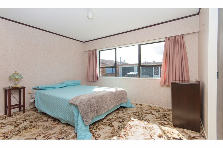 Photo of property in 19c Victoria Avenue, Waiuku, 2123