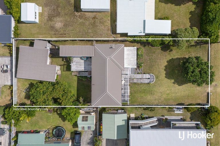 Photo of property in 70 Dillon Street, Waihi Beach, 3611