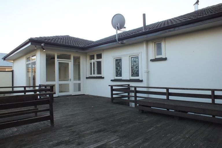 Photo of property in 98 Kahu Road, Fendalton, Christchurch, 8041