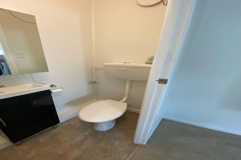 Photo of property in 23b Hill Road, Hillpark, Auckland, 2102