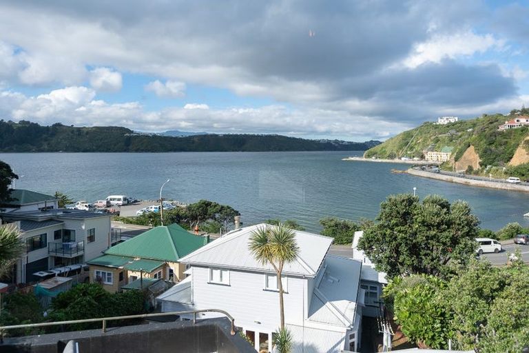 Photo of property in 2/77 Maida Vale Road, Roseneath, Wellington, 6011