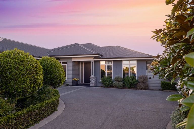 Photo of property in 51 Brookfield Drive, Northwood, Christchurch, 8051