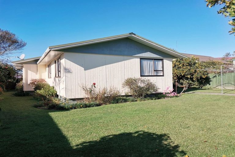 Photo of property in 1b Queen Street, Wairoa, 4108