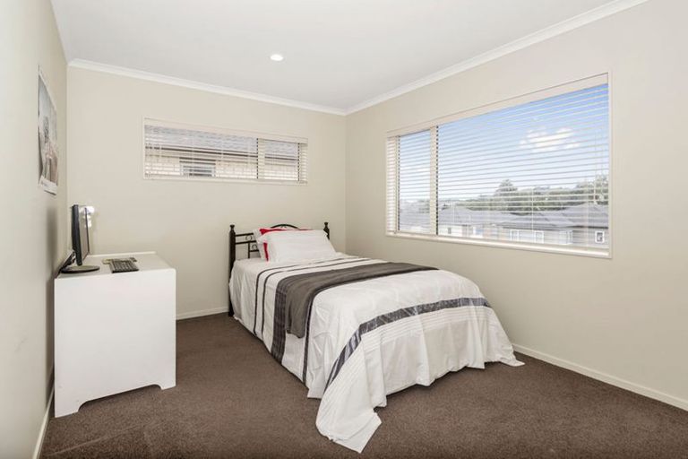 Photo of property in 392 Ormiston Road, Flat Bush, Auckland, 2019