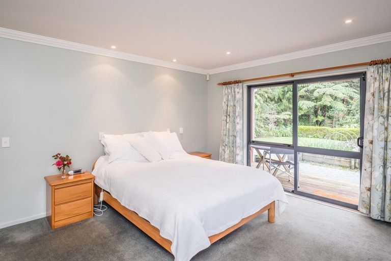 Photo of property in 247 Te Moana Road, Waikanae, 5036