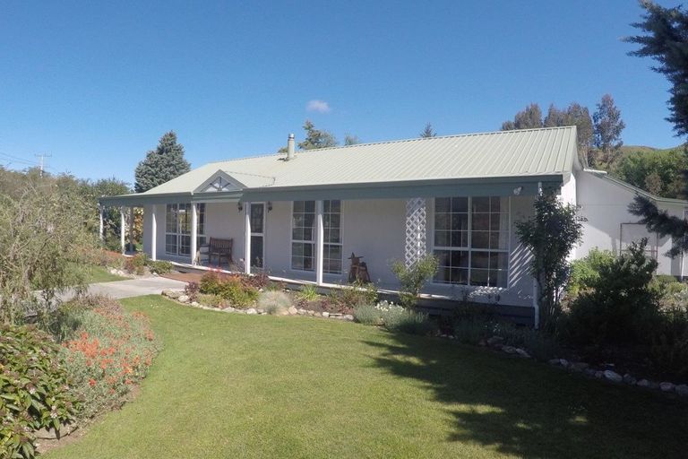 Photo of property in 1646 Teviot Road, Millers Flat, Roxburgh, 9572