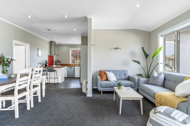 Photo of property in 14 Prince Street, Winton, 9720