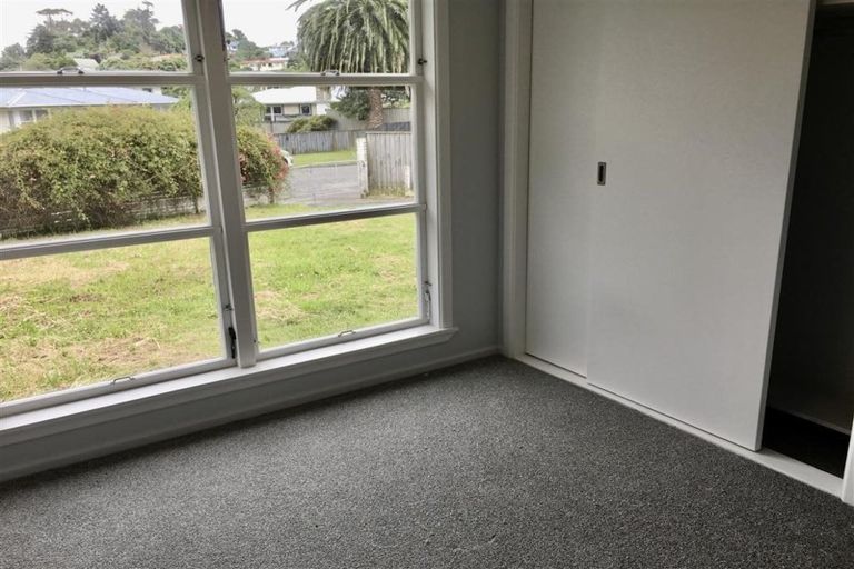 Photo of property in 13 Brazier Grove, Paraparaumu, 5032
