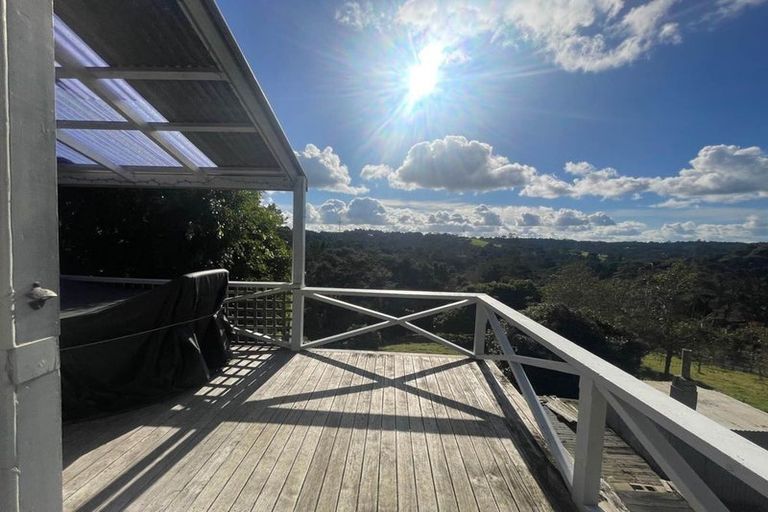Photo of property in 92 The Avenue, Lucas Heights, Auckland, 0632