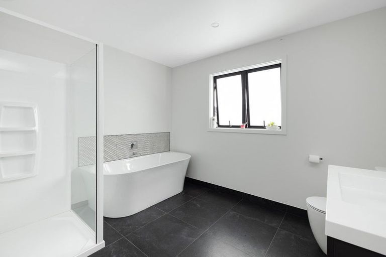 Photo of property in 11 Lily Way, Pyes Pa, Tauranga, 3112