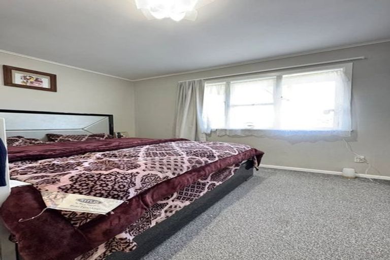 Photo of property in 8 Kerry Place, Papakura, 2110