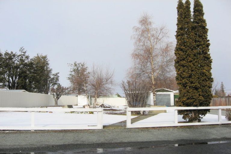 Photo of property in 1 Hunter Crescent, Twizel, 7901