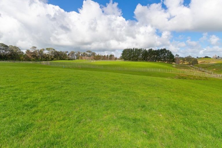 Photo of property in 66 Dell Road, Waiau Pa, Pukekohe, 2679