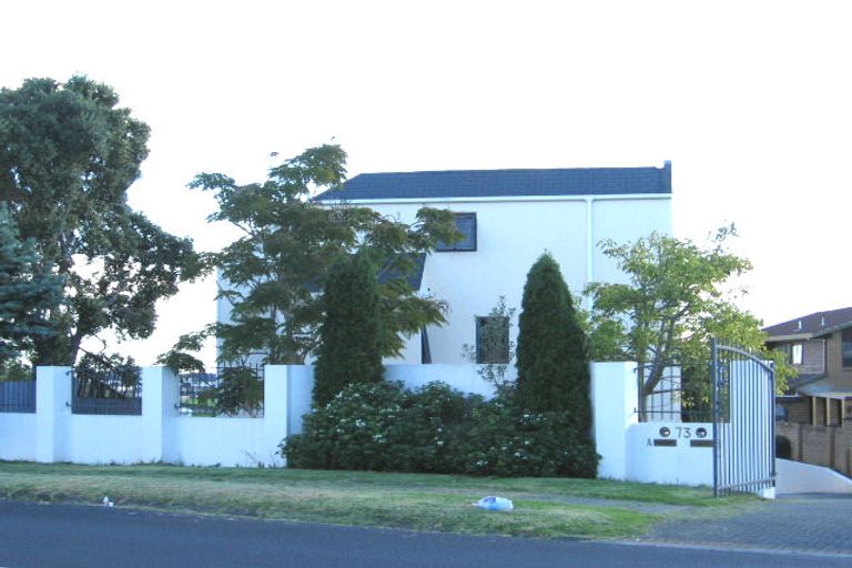 Photo of property in 1/73 Takutai Avenue, Half Moon Bay, Auckland, 2012