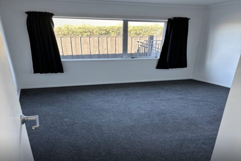 Photo of property in 124 Pegasus Boulevard, Pegasus, 7612