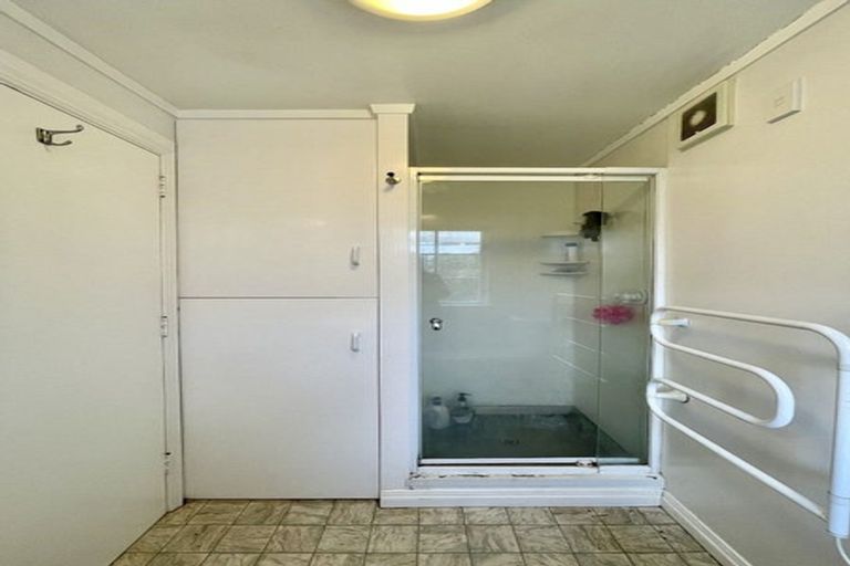 Photo of property in 5 Kauri Street, Eastbourne, Lower Hutt, 5013