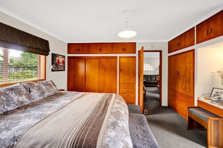 Photo of property in 6 Argyle Place, Highlands Park, New Plymouth, 4312