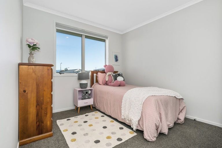 Photo of property in 102 Sentinel Avenue, Omokoroa, 3114