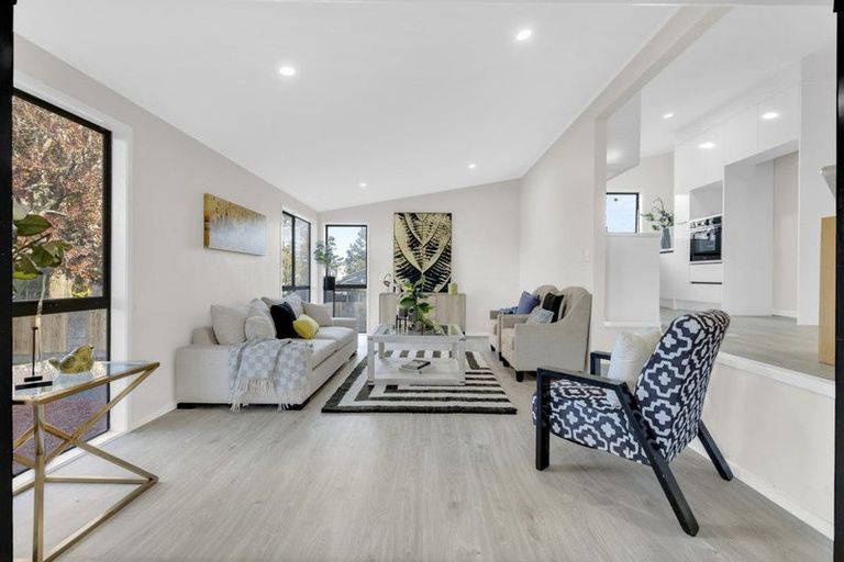 Photo of property in 200 Mahia Road, Weymouth, Auckland, 2103