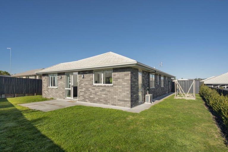 Photo of property in 102 Sentinel Avenue, Omokoroa, 3114
