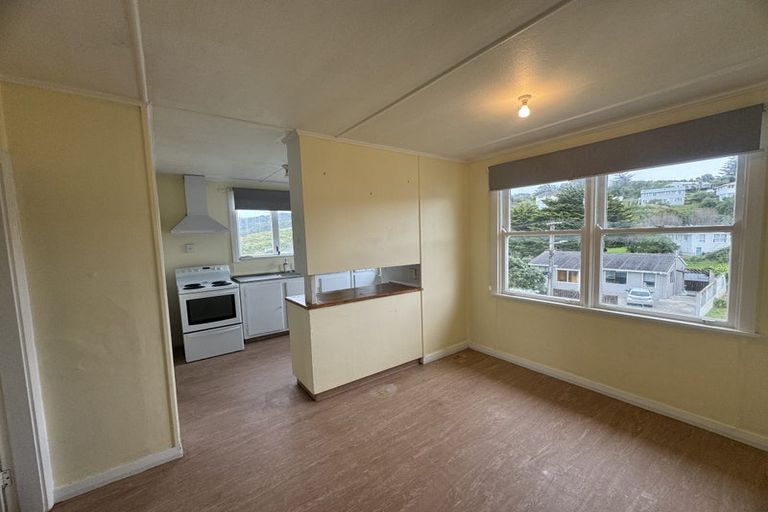 Photo of property in 13 Taupiri Crescent, Titahi Bay, Porirua, 5022