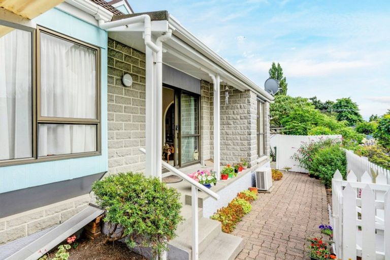 Photo of property in 2/4 Byron Place, Stoke, Nelson, 7011