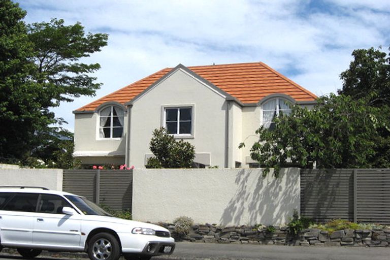 Photo of property in 2/43 Wroxton Terrace, Merivale, Christchurch, 8014