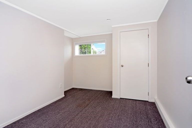Photo of property in 4/155 Shakespeare Road, Milford, Auckland, 0620