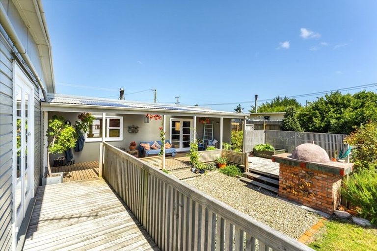 Photo of property in 21 Harwood Street, Harwood, Dunedin, 9077