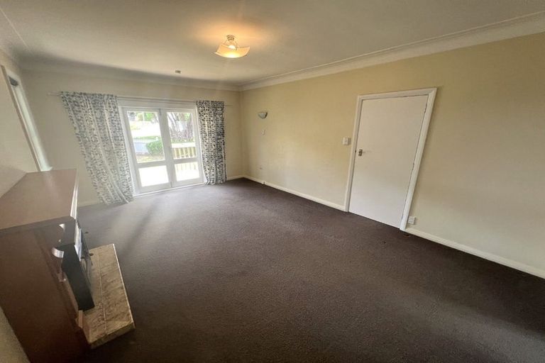 Photo of property in 49 Tarawera Road, Johnsonville, Wellington, 6037