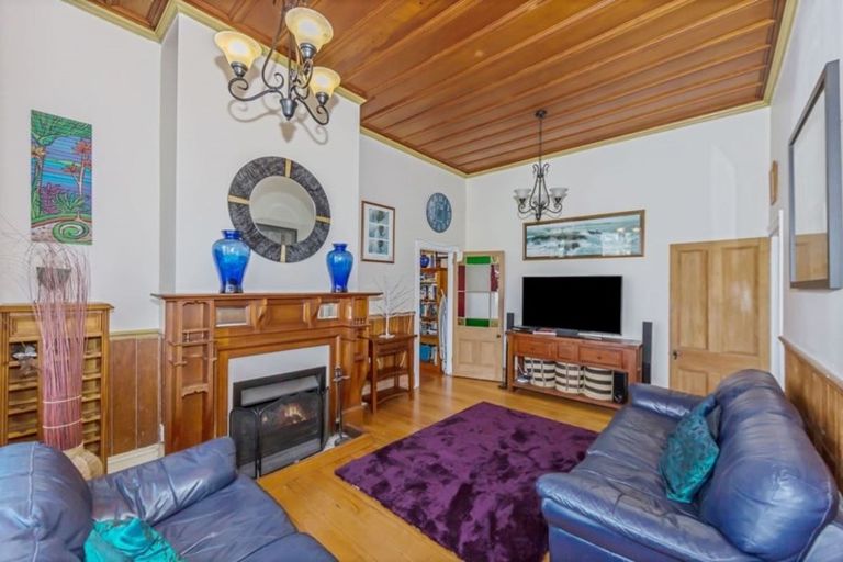 Photo of property in 27 Tramway Road, Beach Haven, Auckland, 0626