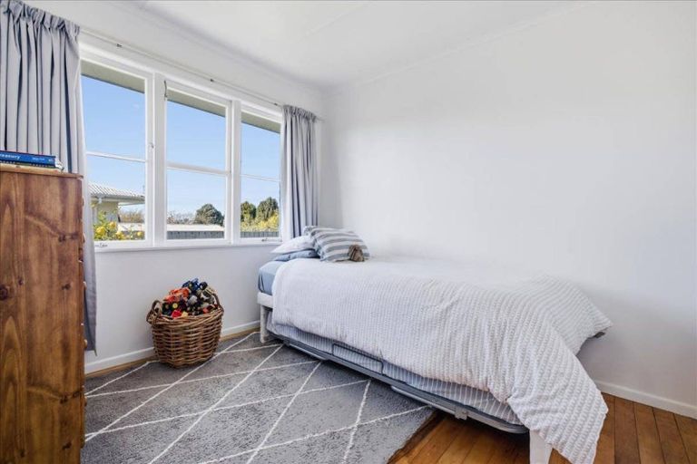 Photo of property in 9 Gordon Street, Te Puke, 3119