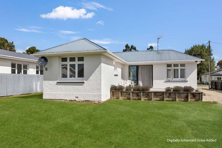 Photo of property in 69 Turner Street, Edendale, 9825
