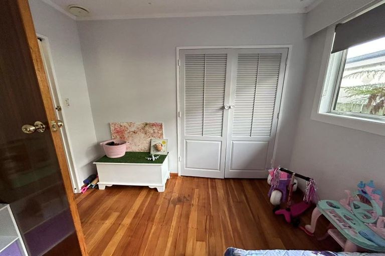 Photo of property in 26 Cranwell Street, Churton Park, Wellington, 6037